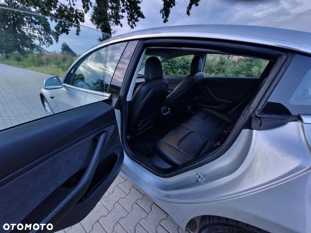 Tesla Model 3 Long Range AWD - 7