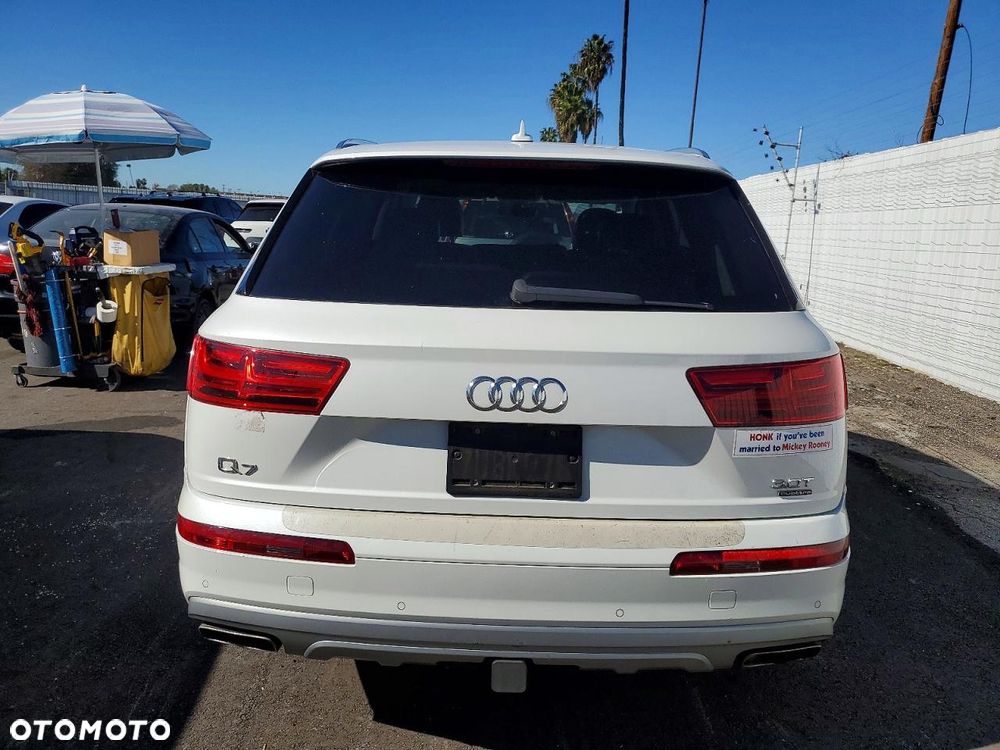 Audi Q7 3.0 TFSI Quattro Tiptronic - 7