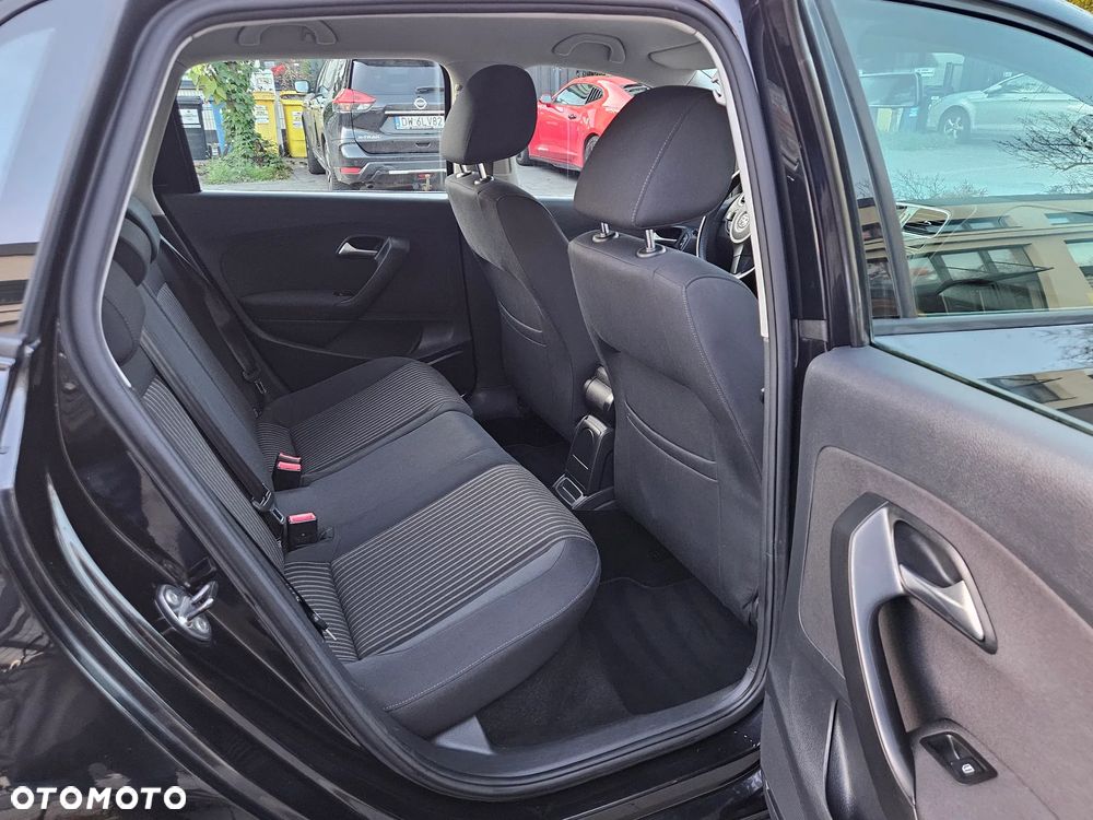 Volkswagen Polo 1.4 Highline - 11