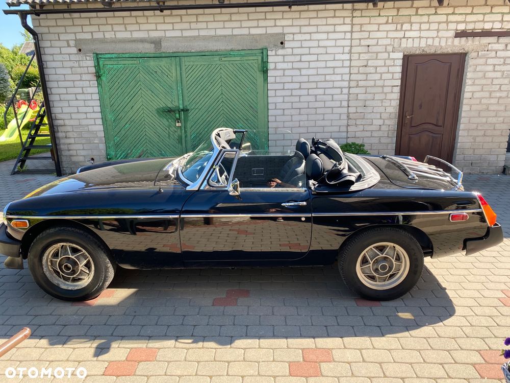 MG MGB - 1