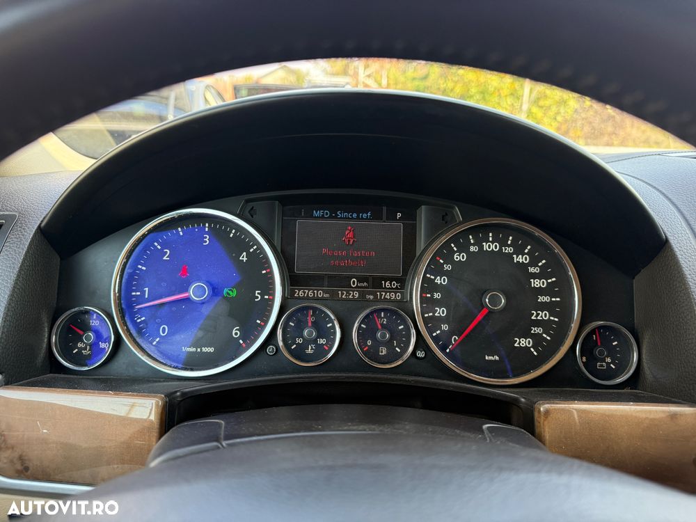 Volkswagen Touareg 3.0 V6 TDI DPF Automatik Mountain - 13