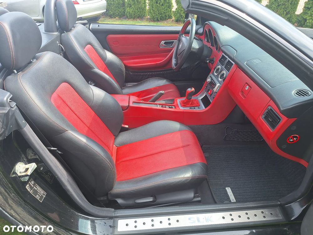 Mercedes-Benz SLK - 18