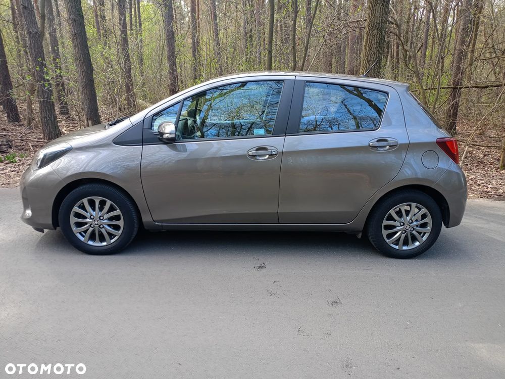 Toyota Yaris 1.33 Premium MS - 3