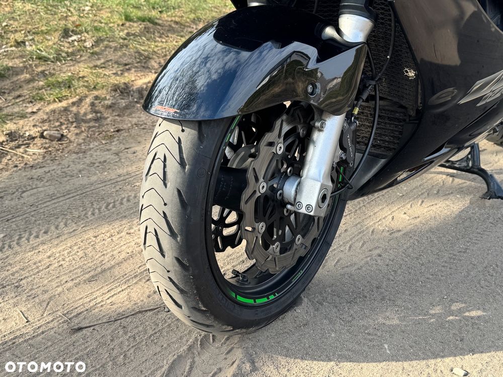 Kawasaki ZZR - 19