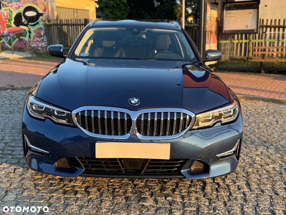 BMW Seria 3 320d Luxury Line sport - 3