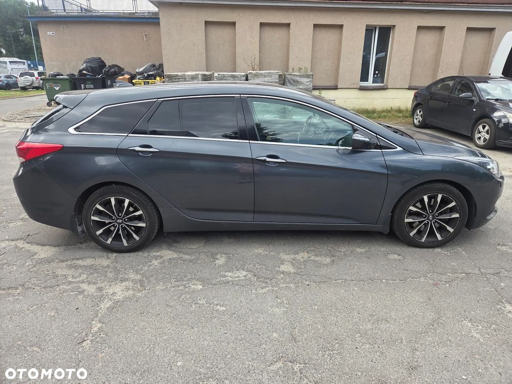 Hyundai i40 1.7 CRDi Comfort DCT - 4