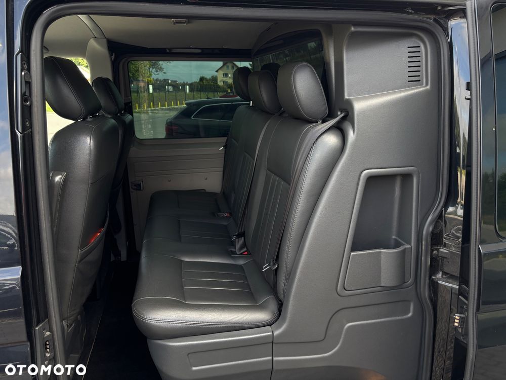 Volkswagen Transporter - 18