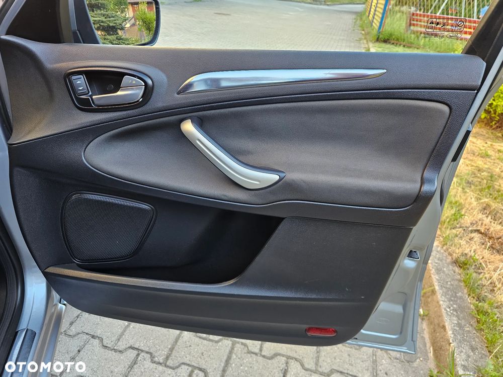 Ford S-Max 2.0 TDCi Titanium - 28
