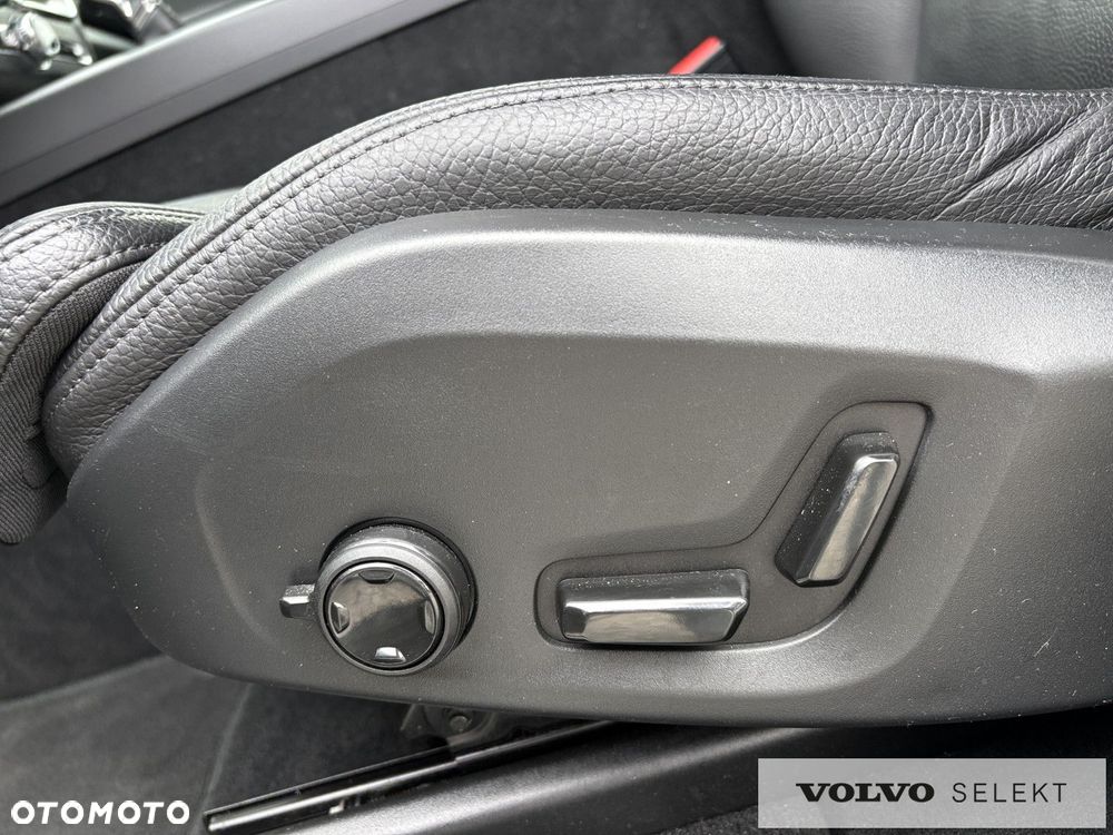 Volvo XC 60 - 12