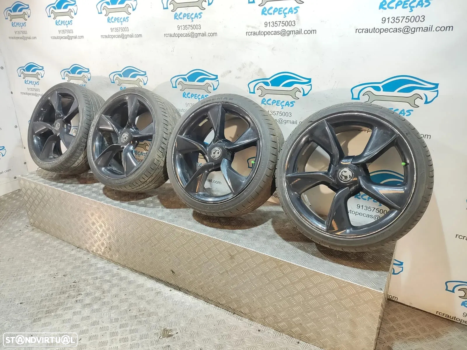 Jantes 19" Opel - Astra J GTC - ORIGINAIS - 8J | ET36 | 5x115 - 19 Polegadas | GM13312751 | 13312751 | Jante | 5 x 115 | 235 35 19 | Pneus - 7