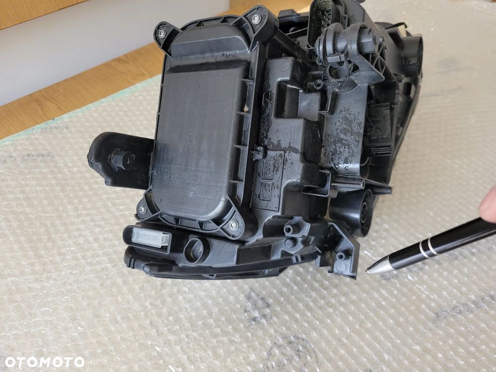 Lampa lewy przód Full LED VW T-ROC 2GA941035R Ładna - 9