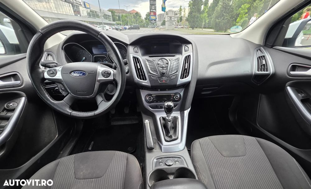 Ford Focus 1.0 EcoBoost Titanium - 5
