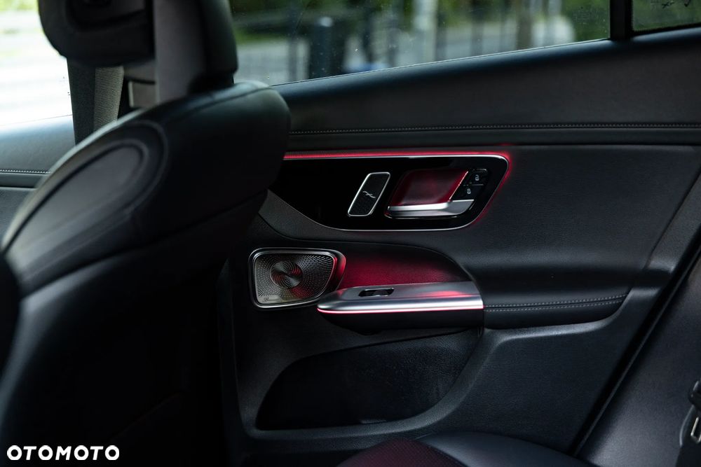 Mercedes-Benz GLC 300 mHEV 4-Matic AMG Line - 28