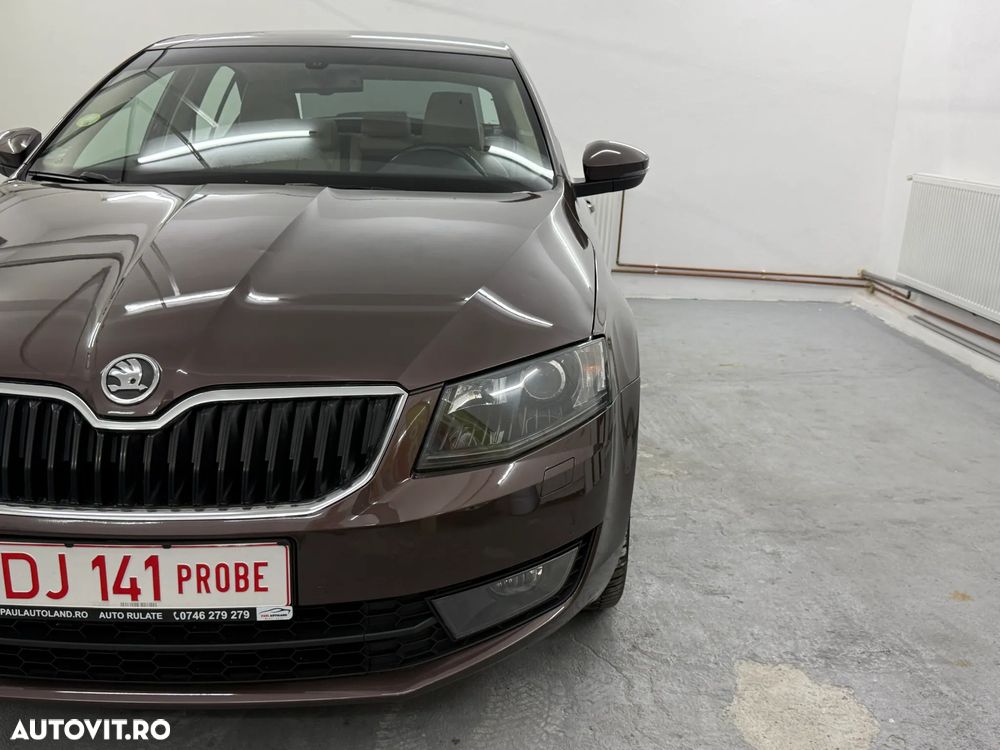 Skoda Octavia 1.6 TDI ELEGANCE DSG - 33