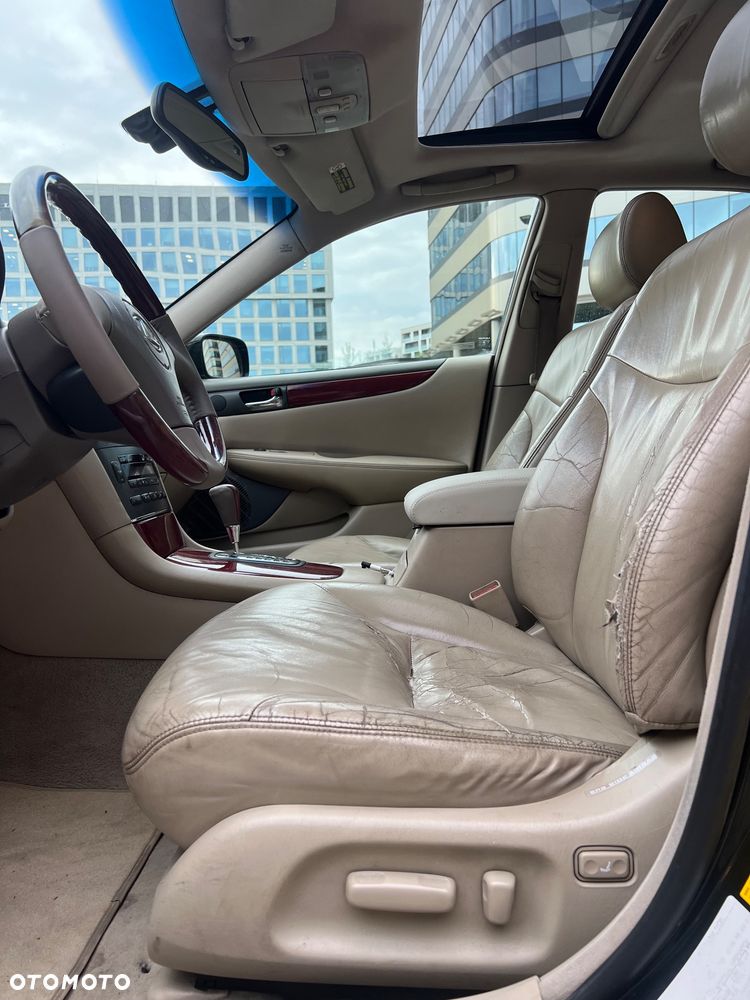 Lexus ES - 17
