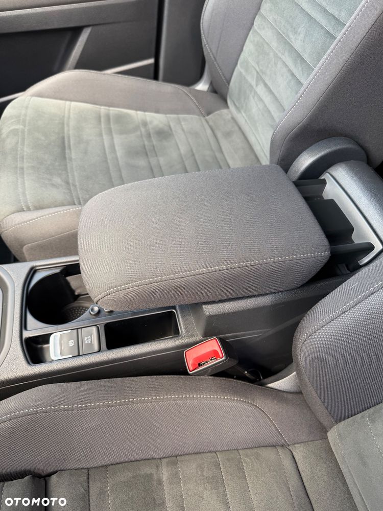 Volkswagen Touran 1.5 TSI EVO Comfortline Plus DSG - 16