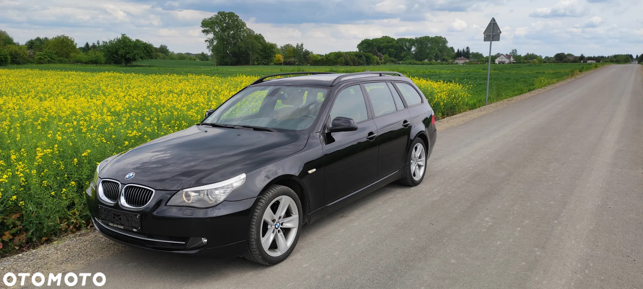 BMW Seria 5 525d xDrive Touring Edition Sport - 6