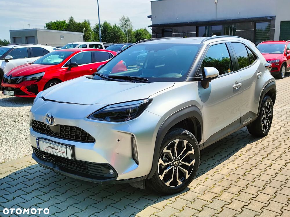 Toyota Yaris Cross Hybrid 1.5 Comfort 4x4 - 1