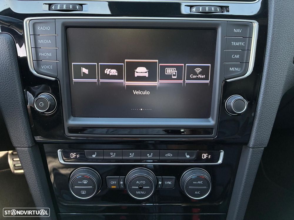VW Golf 2.0 TSI R DSG - 26