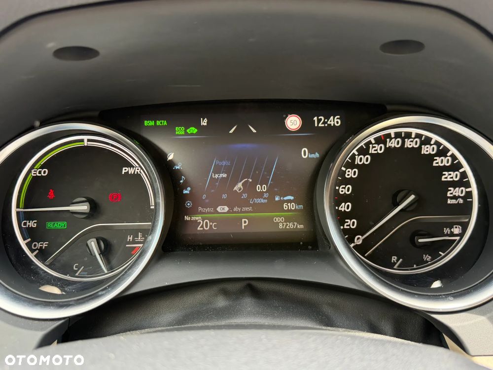 Toyota Camry 2.5 Hybrid Executive CVT - 14