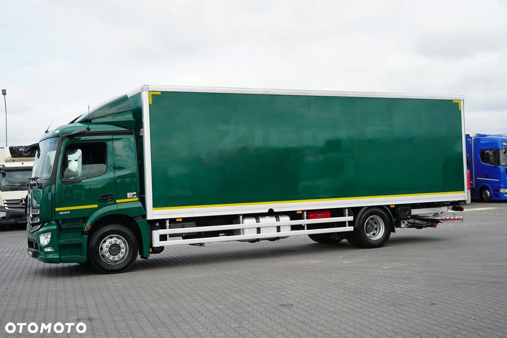 Mercedes-Benz ACTROS / 1833 / E 6 / MP 5 / KONTENER + WINDA / 21 PALET / DŁ. 8,6 M / ŁAD. 7 816 KG - 3