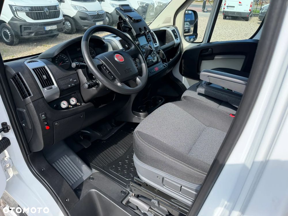 Fiat DUCATO 2.3 MultiJet 150KM Euro-6 IZOTERMA WINDA PALFINGER UDT do 2028r Poduszki zawieszenia tył pneumatyczne! + Kompresor DMC:3.5t Ładowność 950kg KONTENER DRZWI tył Skrzydłowe + Drzwi BOCZNE Spoiler - Owiewki boczne kabiny TUV Thuringen ISO , Tempomat, Klimatronik i więcej.. - 33