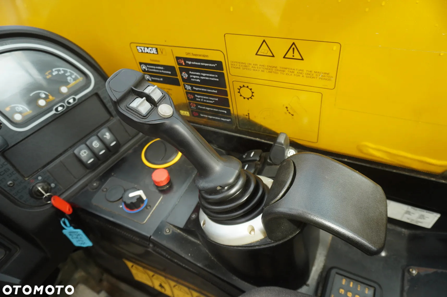 JCB 525-60T5 / 2022 / 860 MTH! / 2,5 t / zasięg 6 m / joystick - 19