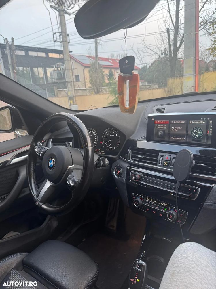 BMW X1 xDrive20i AT - 20