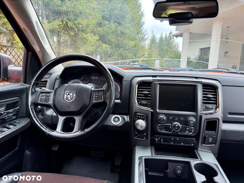 Dodge RAM 5.7 4x4 - 12
