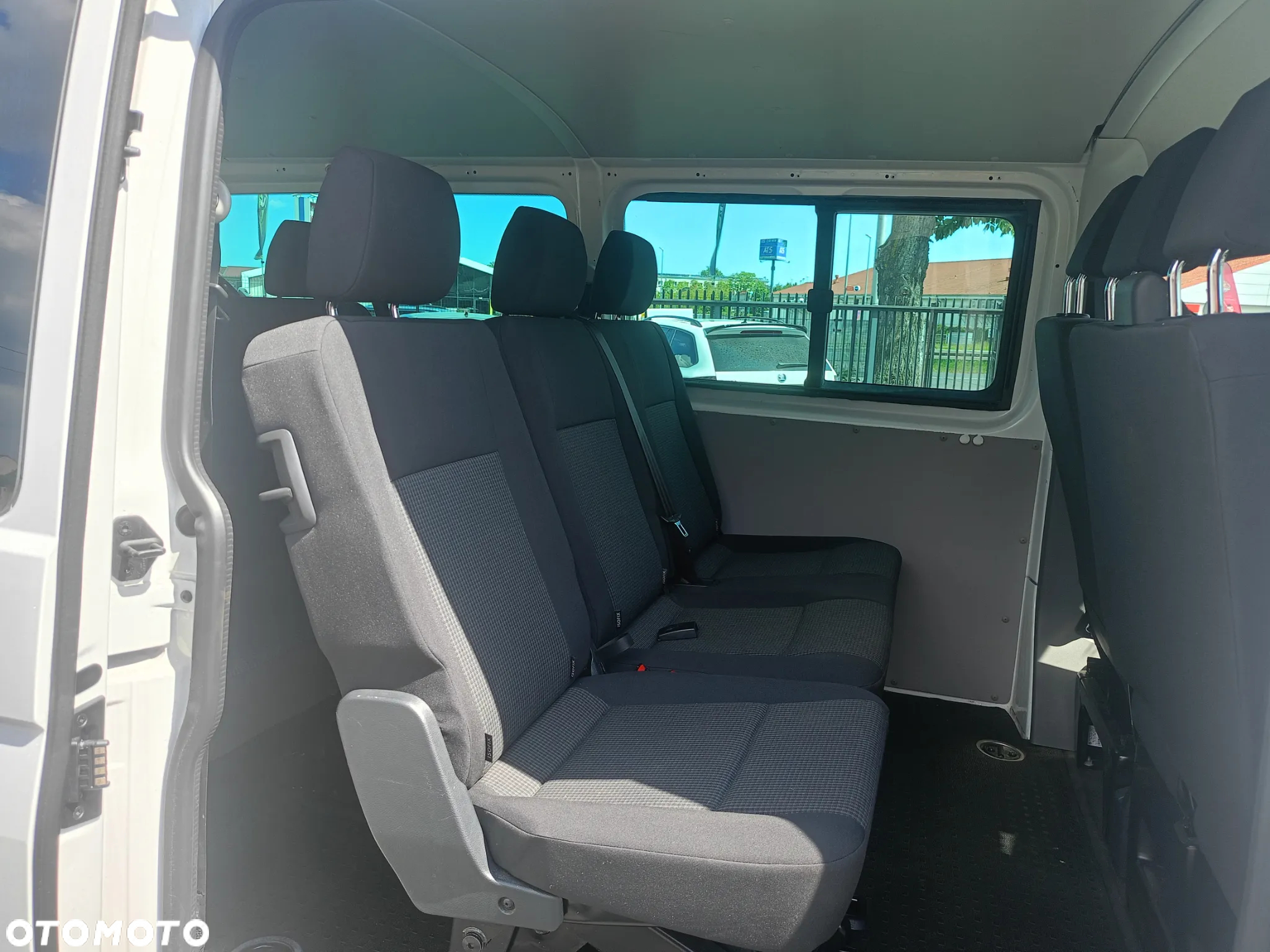Volkswagen Transporter - 5