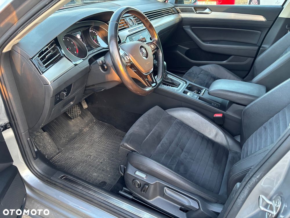 Volkswagen Passat - 5