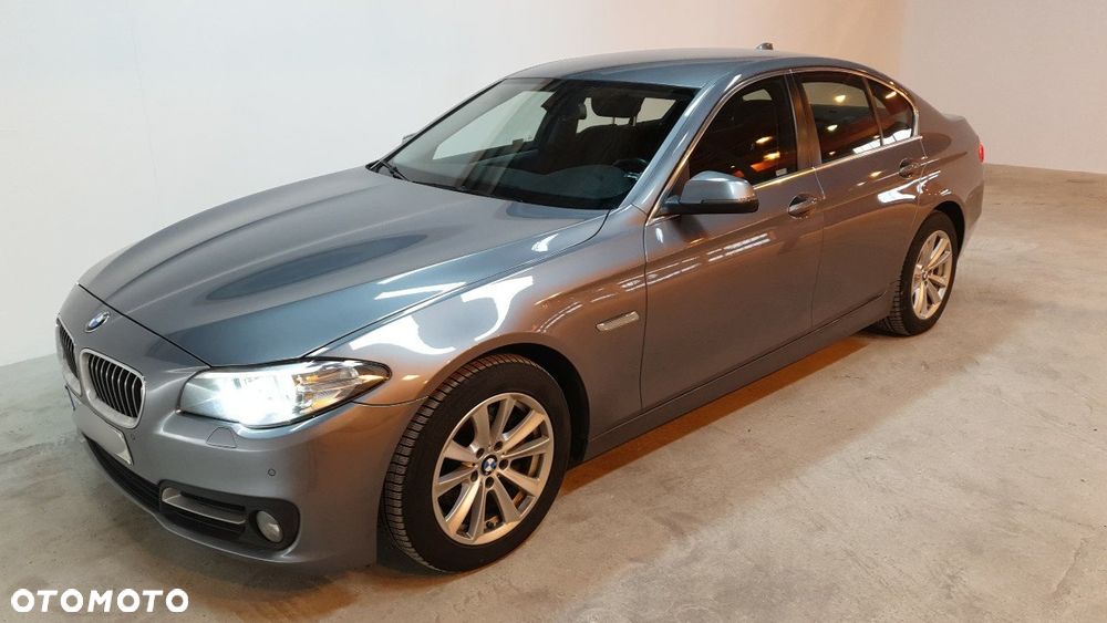 BMW Seria 5 520d xDrive - 1
