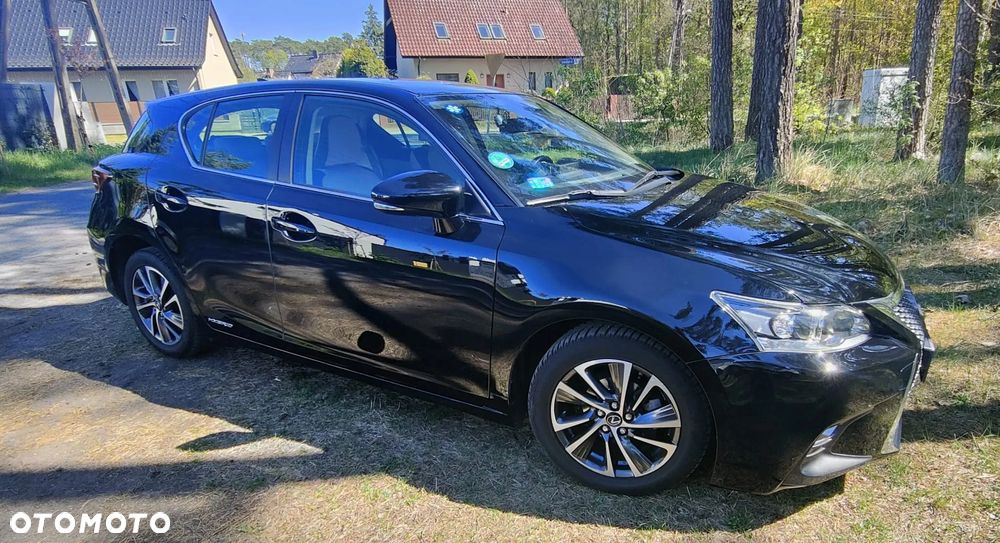 Lexus CT 200h Elegance EU6 - 1