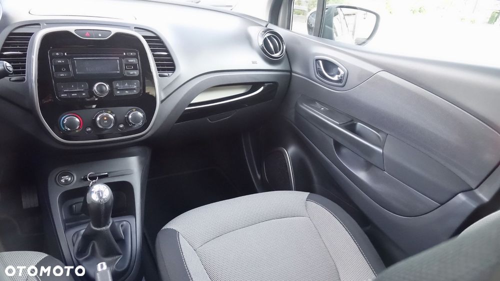 Renault Captur - 32
