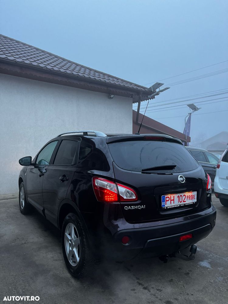 Nissan Qashqai 2.0 dCi DPF 4x4 Aut acenta - 24