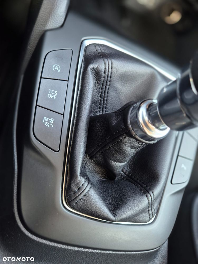 Ford Focus 1.0 EcoBoost mHEV Connected - 17