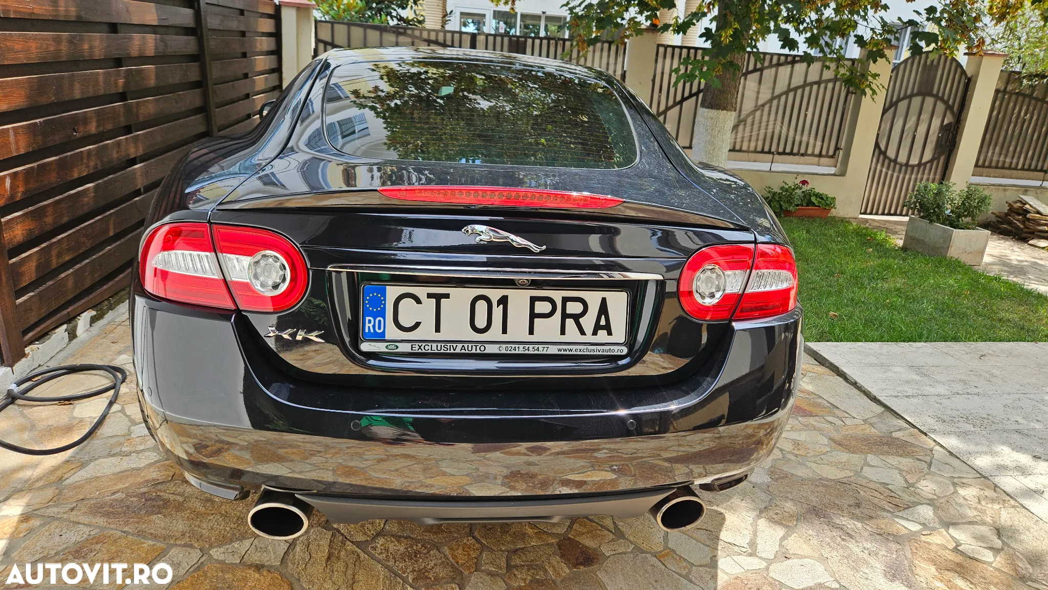 Jaguar XK 5.0 Coupe - 3