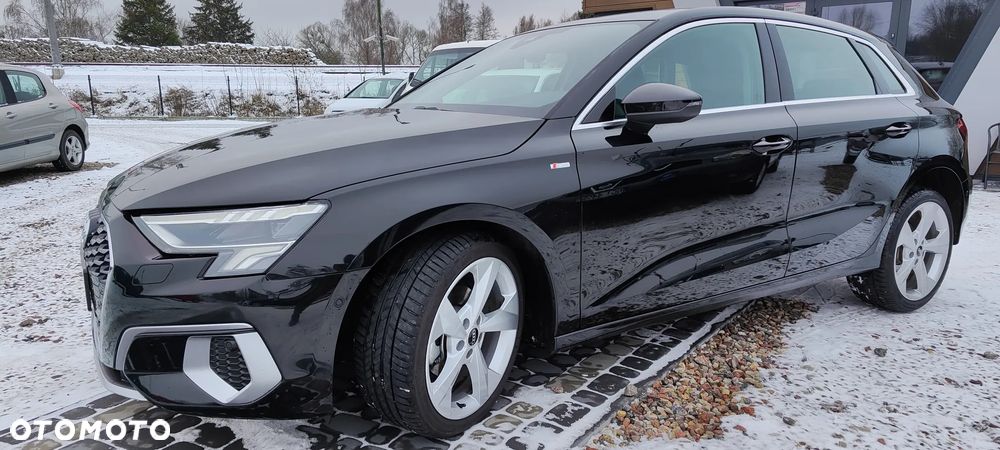 Audi A3 Sportback - 3