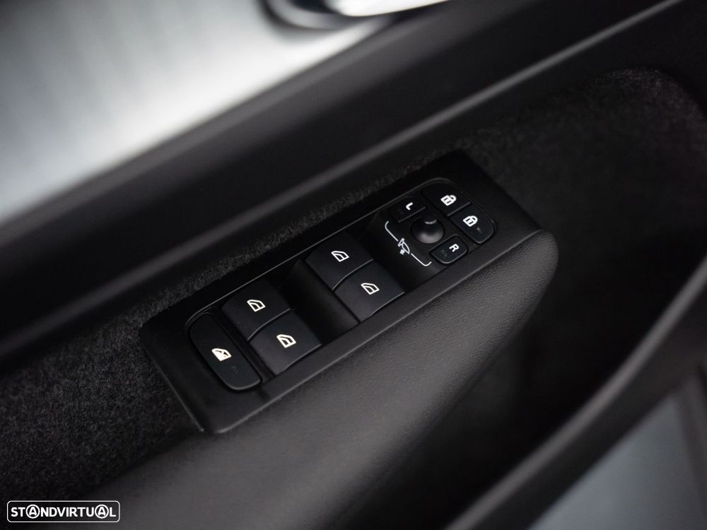 Volvo XC 40 1.5 T5 PHEV Inscription Expression - 19