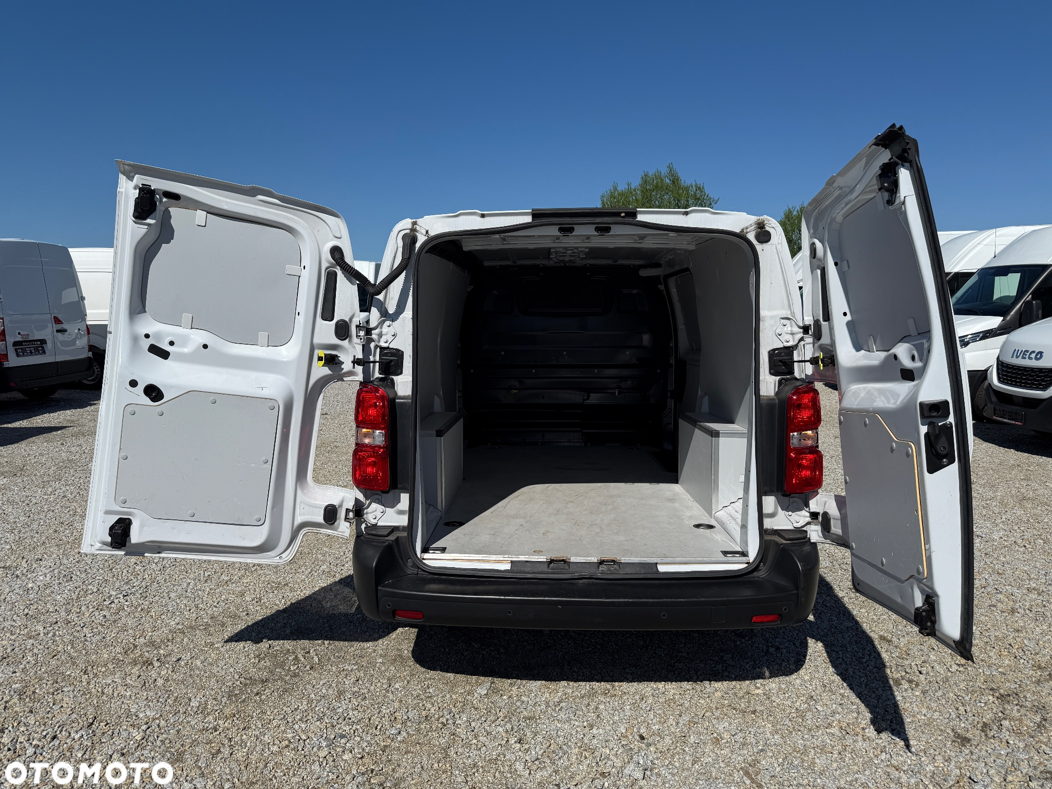 Fiat SCUDO Long 2.0 145KM/Automat/Klima/Navi/Kamera/Skórzana kierownica/bogata wersja/Niemcy - 8