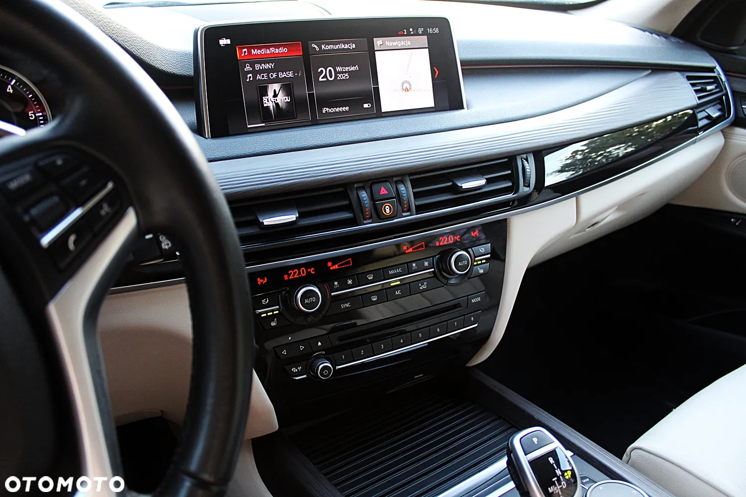 BMW X5 xDrive40d - 27