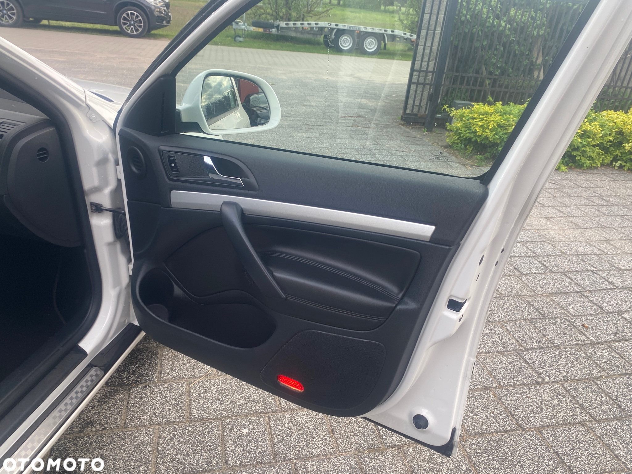 Skoda Octavia Combi 2.0 TDI DPF RS - 18