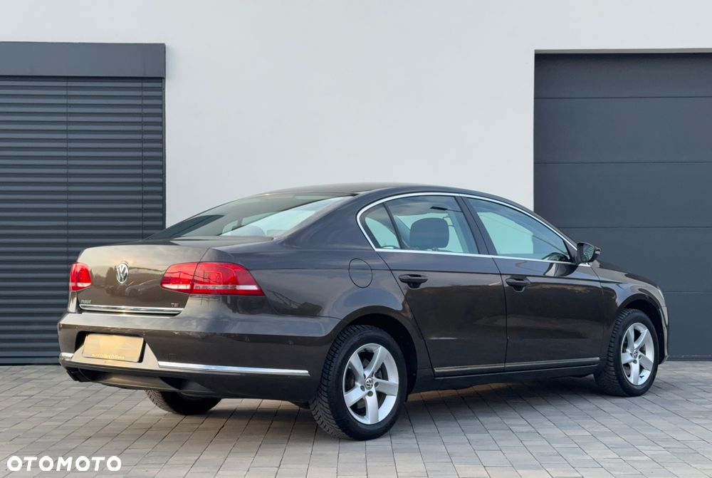 Volkswagen Passat 1.8 TSI DSG Comfortline - 5