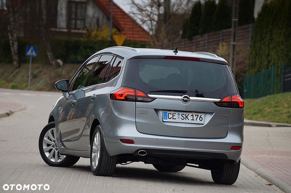 Opel Zafira 1.6 T SIDI Cosmo S&S - 2