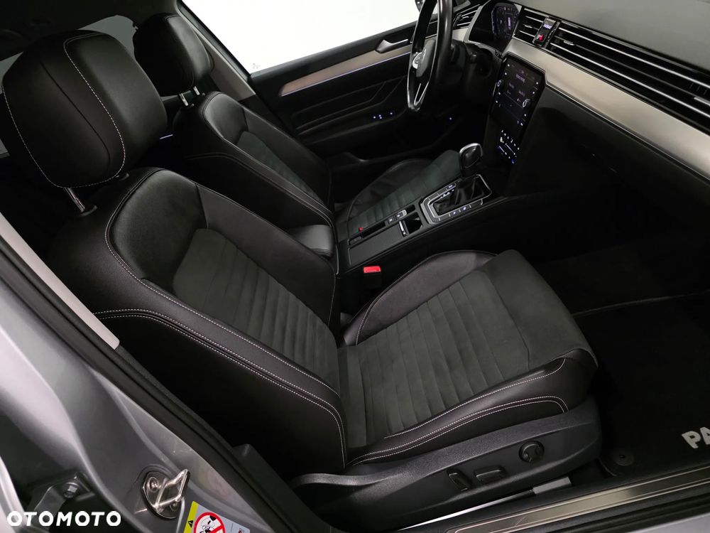 Volkswagen Passat - 17