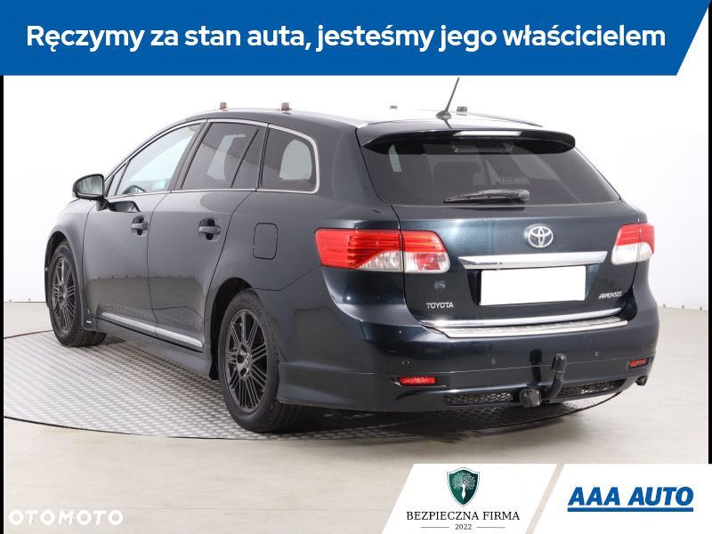 Toyota Avensis - 5