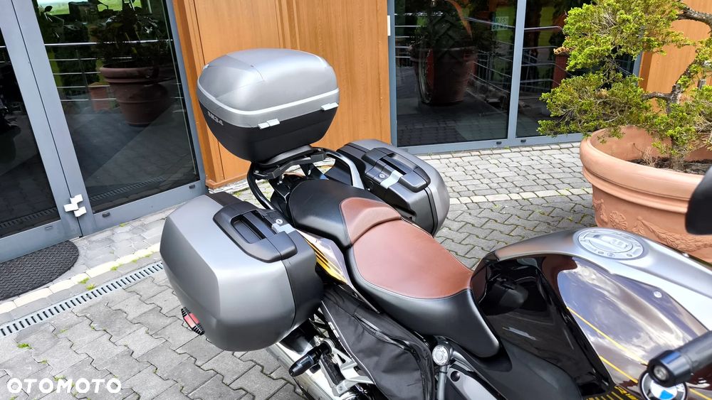 BMW R - 17