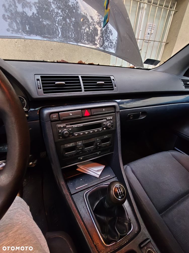 Audi A4 Limousine - 7