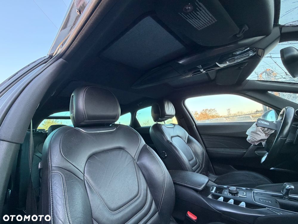 Citroën DS5 e-HDi 115 EGS6 SoChic - 7