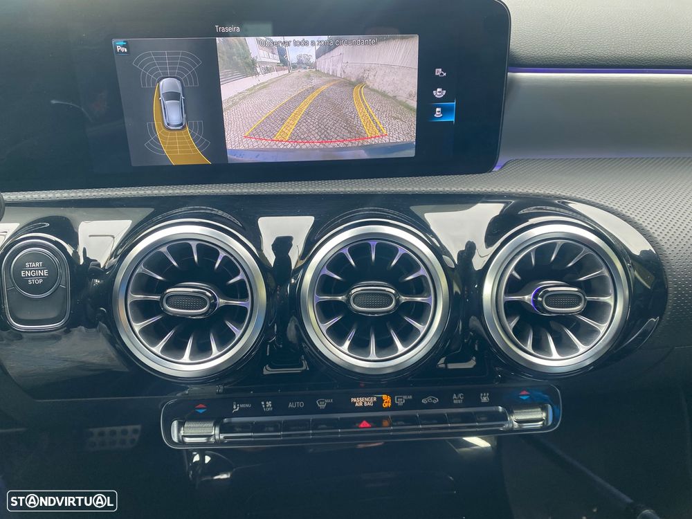 Mercedes-Benz A 250 e AMG Line - 13